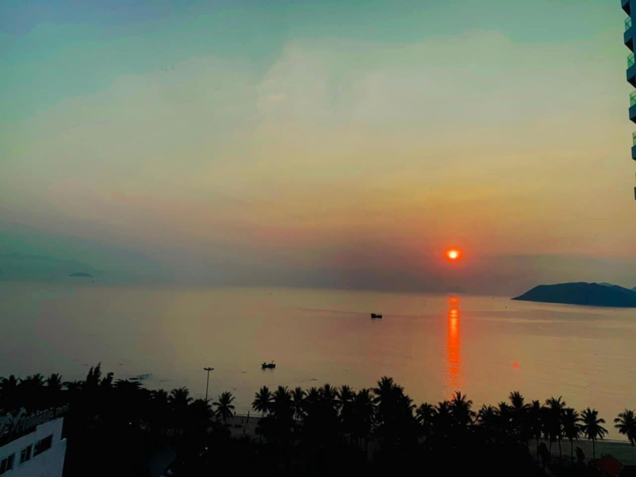 Ecstasy Hotel Nha Trang Esterno foto