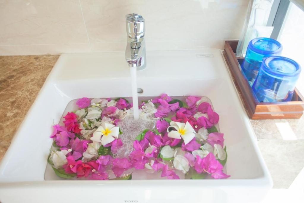 Ecstasy Hotel Nha Trang Esterno foto