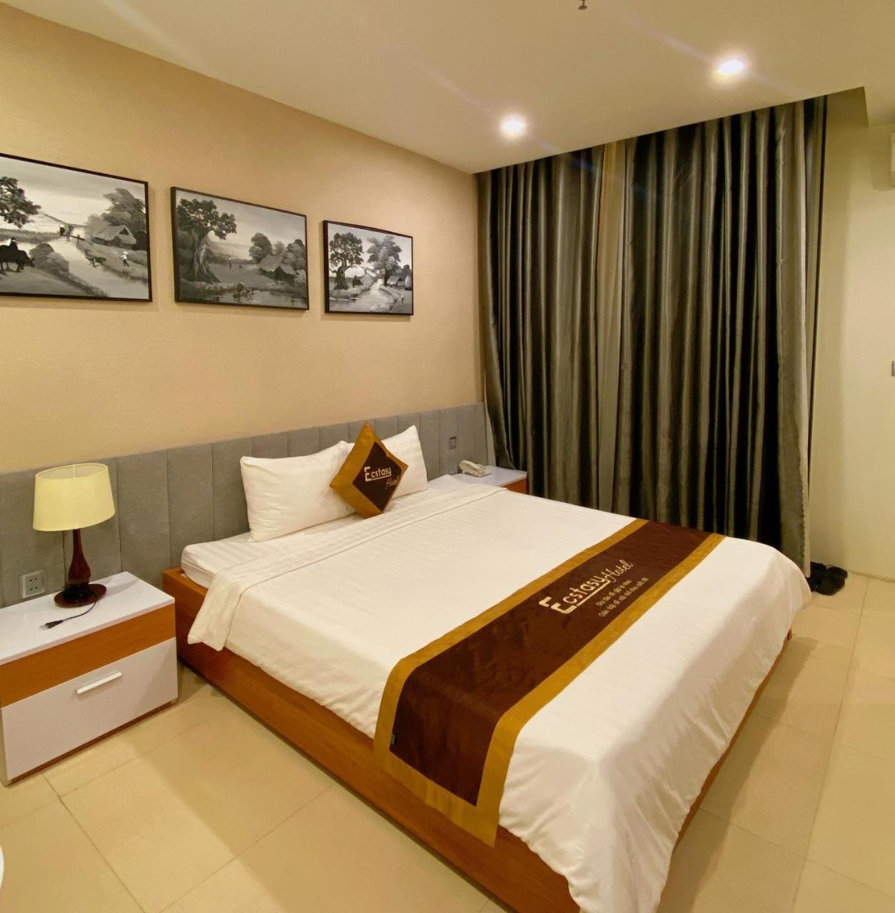 Ecstasy Hotel Nha Trang Esterno foto